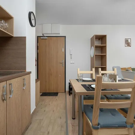 Apartman Przytulny Z Tarasem I Parkingiem By Renters *